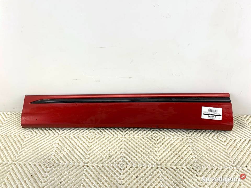 LISTWA DRZWI LEWY PRZÓD AUDI Q8 SUV 4M8853059D osobowe