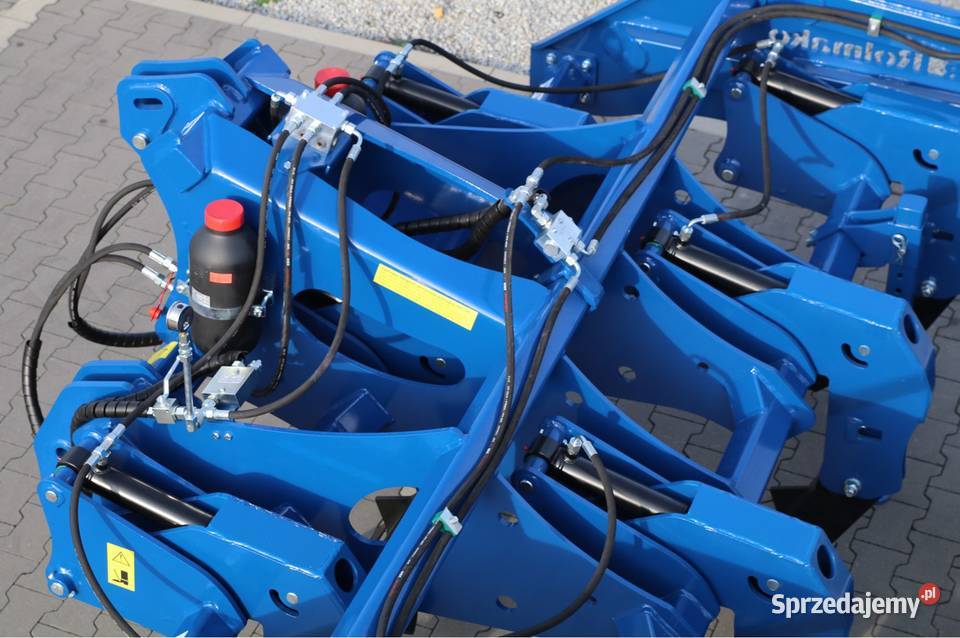 Pług dłutowy U624 szer 3m