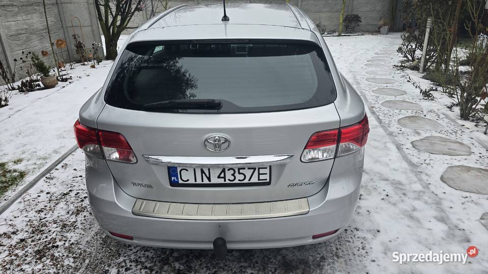 Toyota Avensis t27 2012r