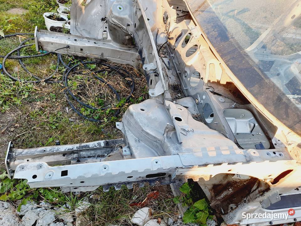 Ćwiartka przód podłużnica lewa prawa Audi A4 B6 osobowe Szczerbice
