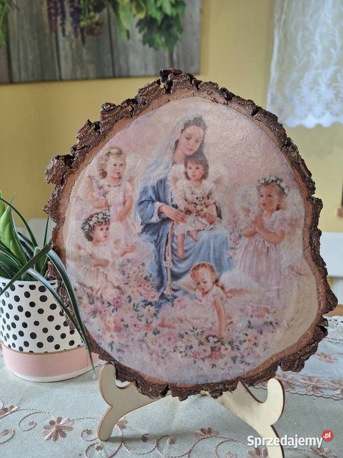 Obrazek na plastrze brzozyMaryja i Aniołki Strzyżów