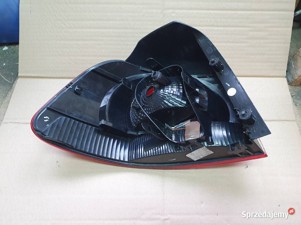 VW GOLF 6 VI LAMPA PRAWA TYLNA PRAWY TYŁ Oświetlenie Części Międzychód