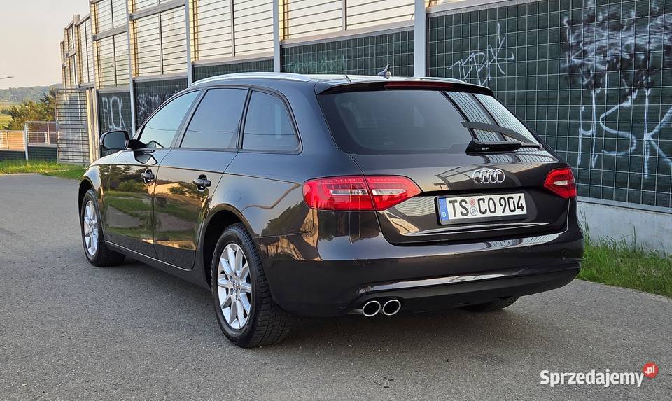 AUDI A4 B8 20TDI CR 150 2013r QUATTRO LIFT LED radio Humniska