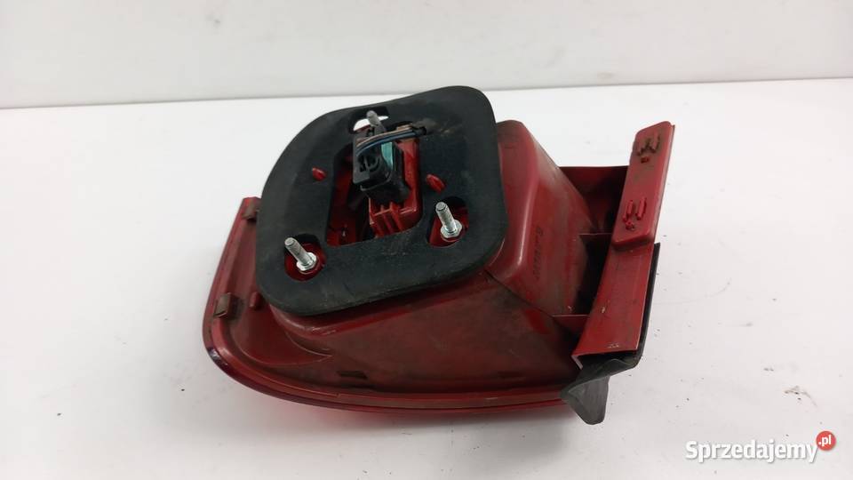VW PASSAT B6 SEDAN LAMPA TYŁ LEWA Zbierkowo
