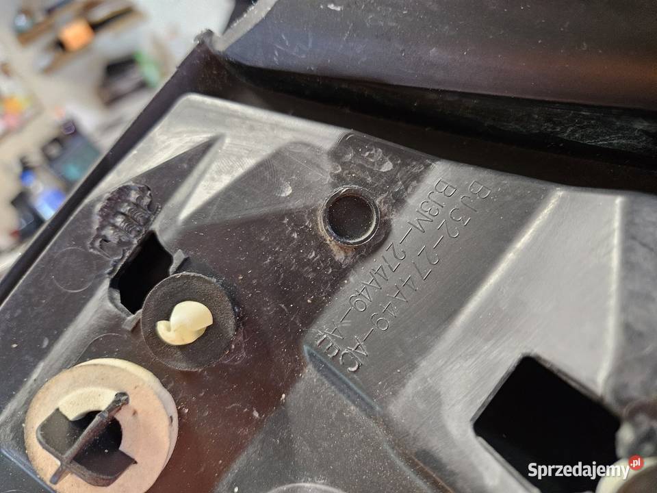 LAND RANGE ROVER EVOQUE L538 LISTWA DRZWI LEWY Listwy i nakładki Międzychód sprzedam