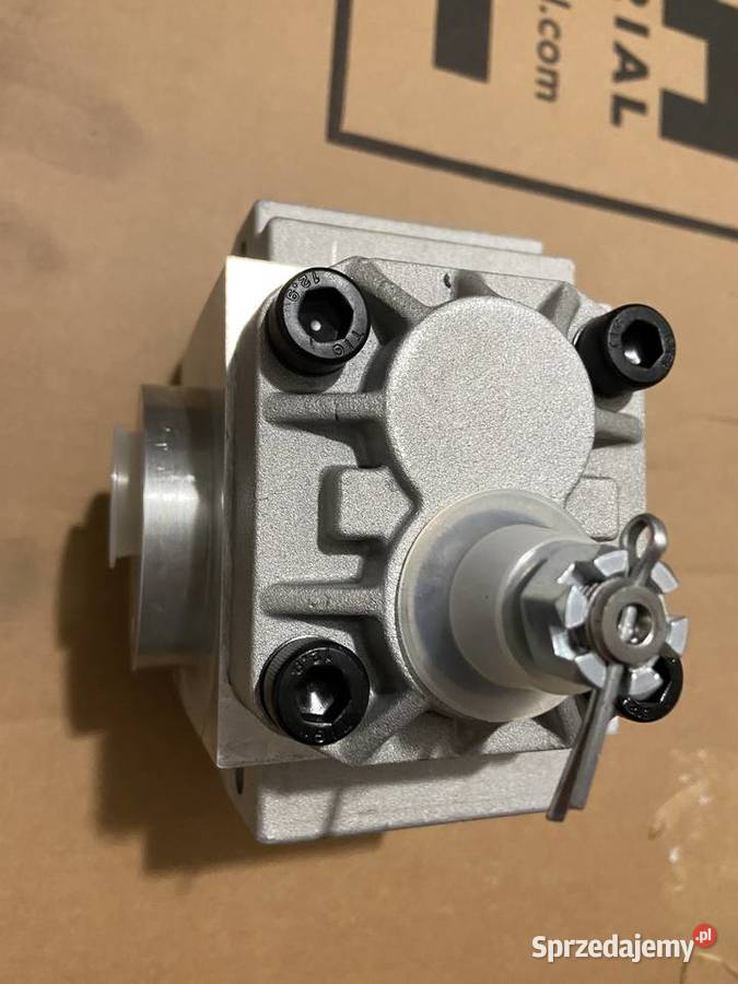 Pompa 3790722M1 hydrauliczna Massey Ferguson Białystok