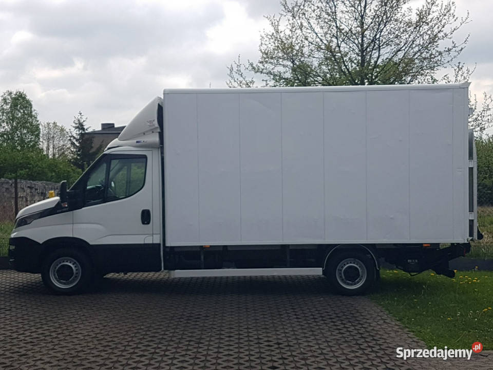 Iveco Daily 35S15 WINDA 8EP KONTENER 422x211x214 Poręba