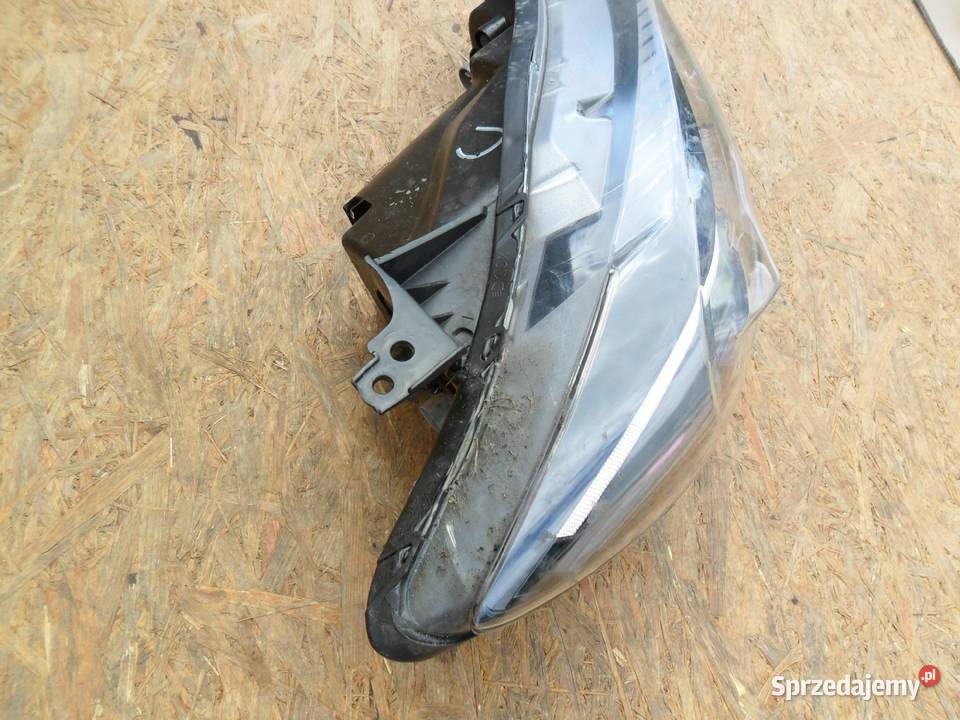 MAZDA CX5 CX5 LIFT 1417 LED LAMPA PRAWA osobowe wielkopolskie Nowy Tomyśl