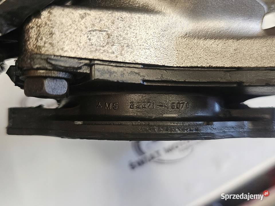 LEXUS GS300 30 24V 2JZ 219 kolektor ssący osobowe sprzedam