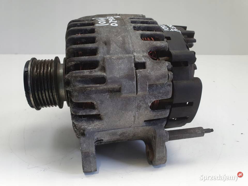 VW Golf V 20 SDI ALTERNATOR 06F903023C valeo osobowe Janów