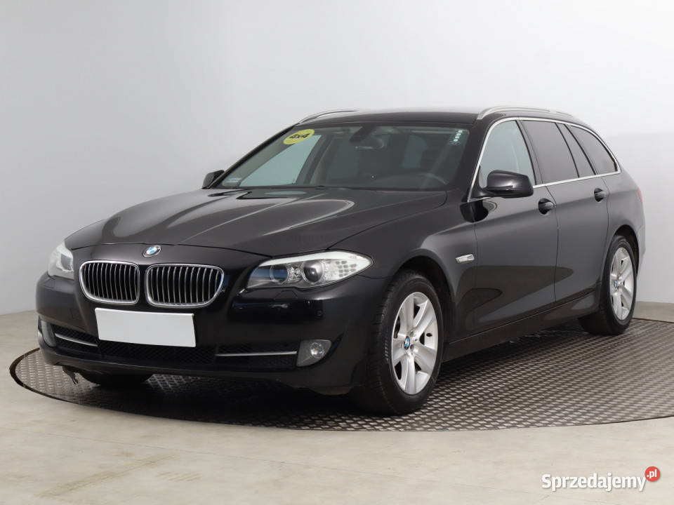 BMW 5 525d xDrive reflektory ksenonowe dolnośląskie Bielany Wrocławskie