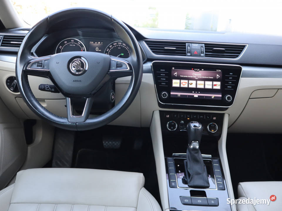 Skoda Superb 15 TSI Samochody osobowe Piaseczno