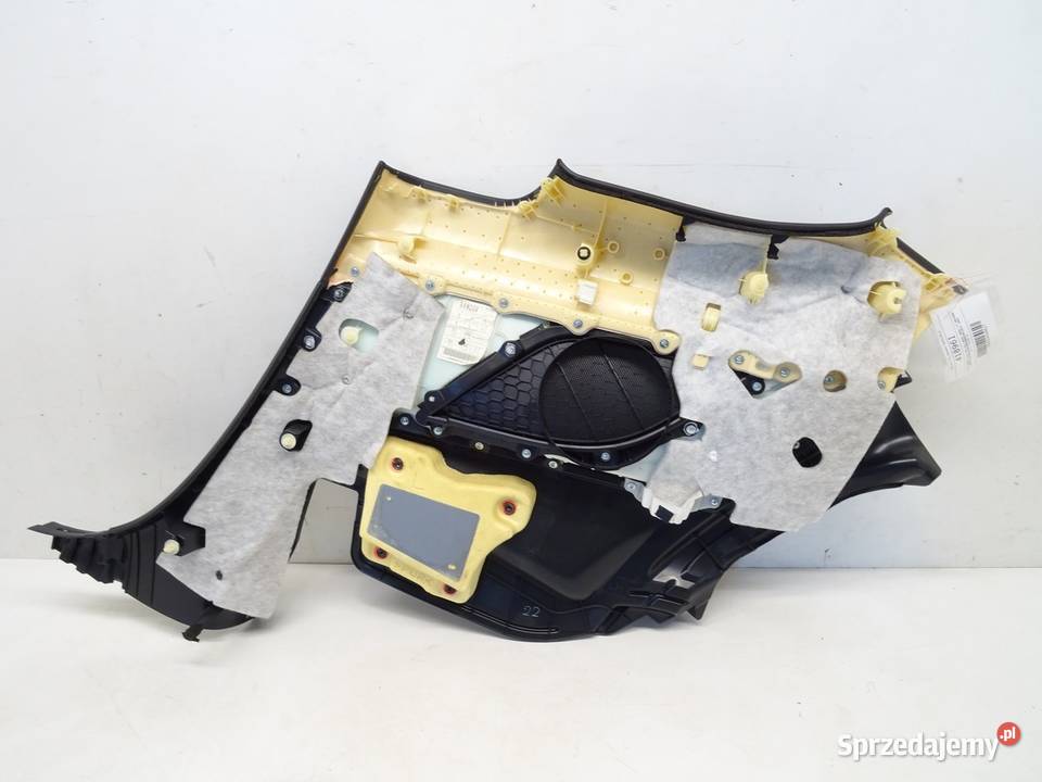 BOCZEK TYŁ PRAWY TAPICERKA LEXUS RC