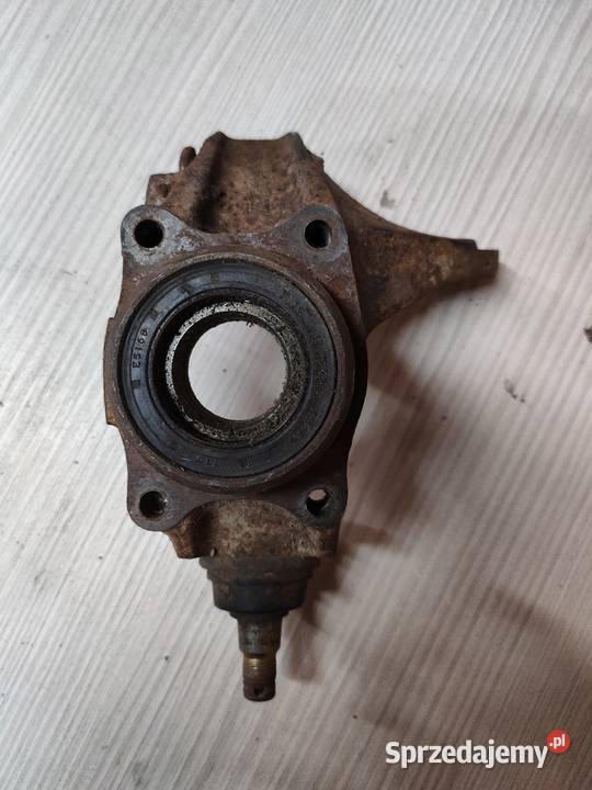 Zwrotnica przednia lewa honda TRX HN0L Wiele