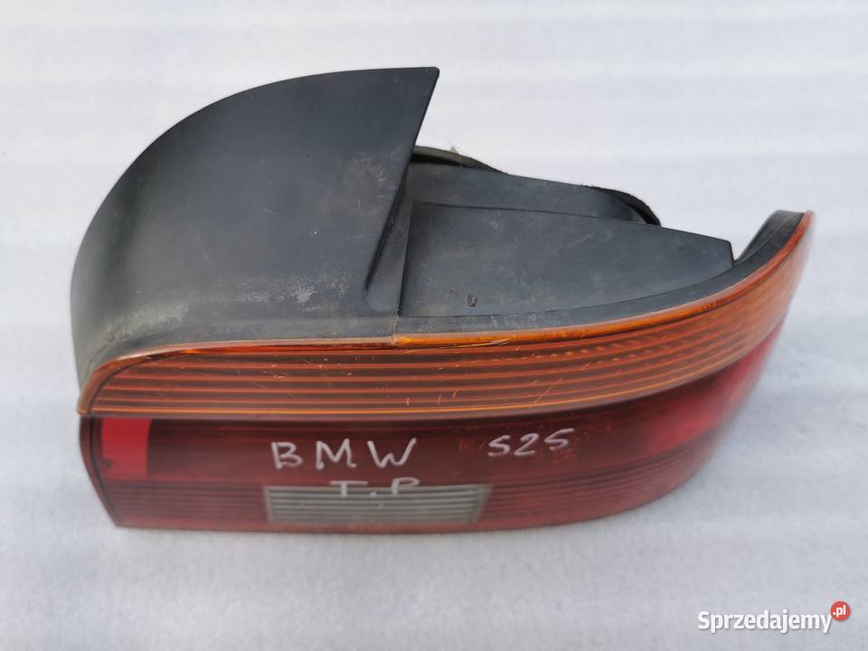 Lampa Prawy Tył Tylna Prawa BMW 5 E39 Sedan Lift