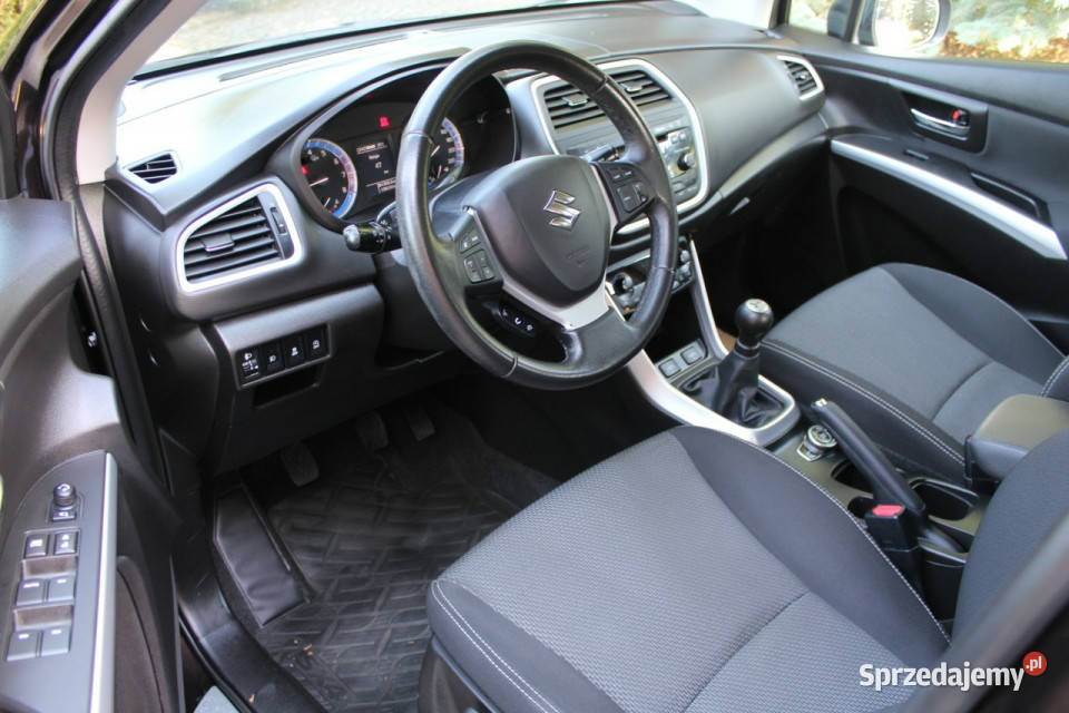 Suzuki SX4 SCross 120 Benzyna 4x4 Przebieg 108 światła przeciwmgielne SX4 S-Cross Lubań
