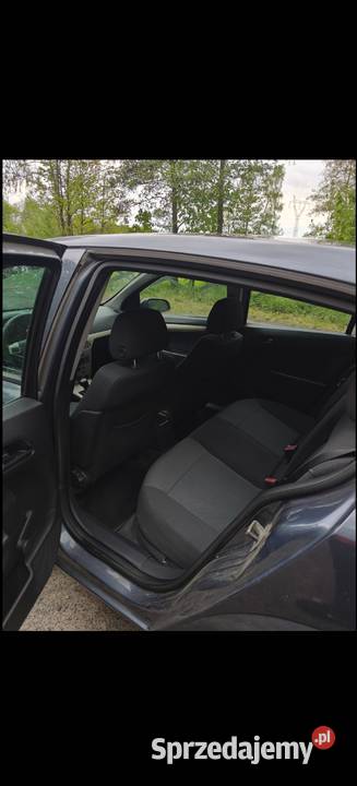 Opel Astra H 17 2007r centralny zamek Bytom sprzedam