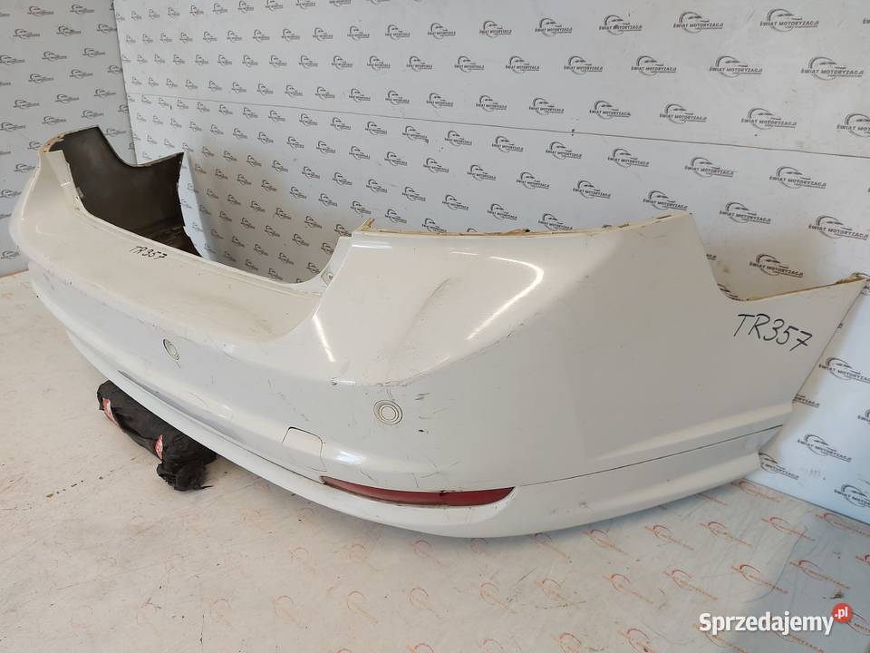 VOLVO S40 II zderzak tył 30744939