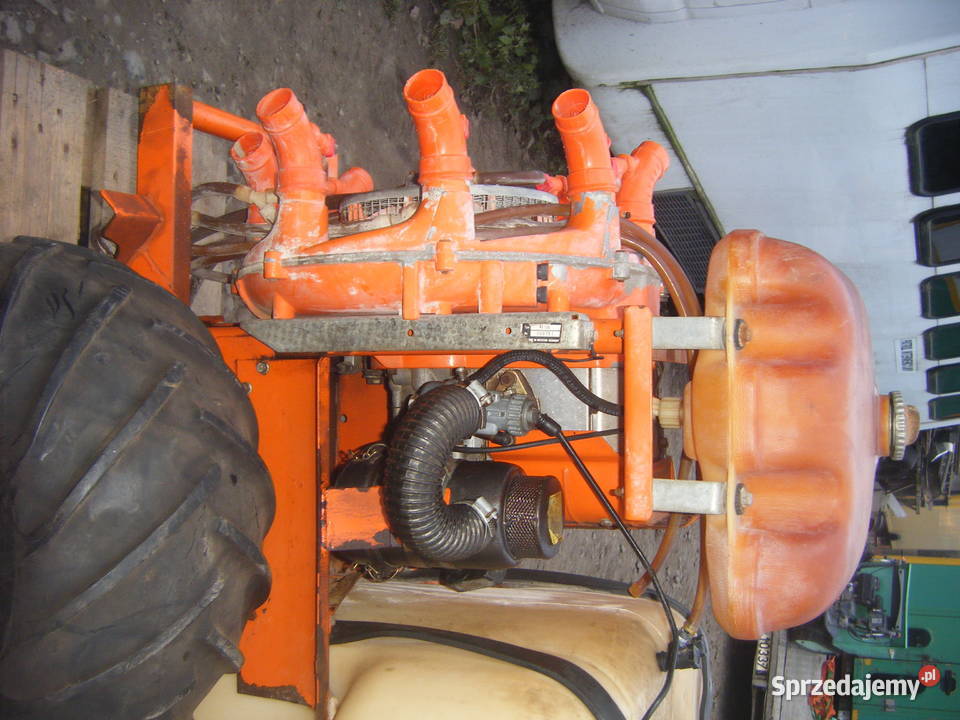 Opryskiwacz Sadowniczo Ogrodowy z napedami Dębica sprzedam