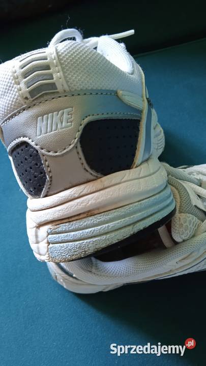 SPORTOWE DAMSKIE SKÓRZANE NIKE r 375 skóra Piła