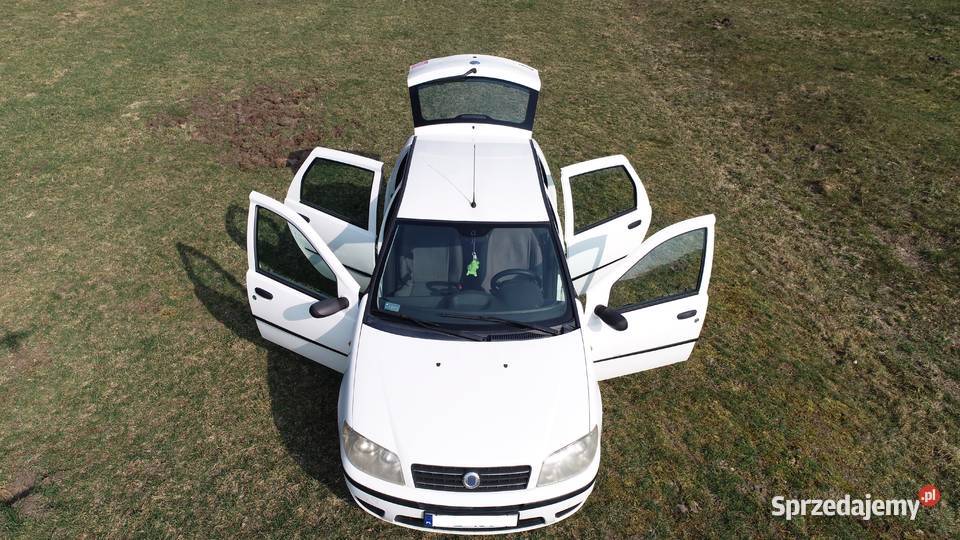 Fiat Punto 12 Rok produkcji 2003 Drużbice