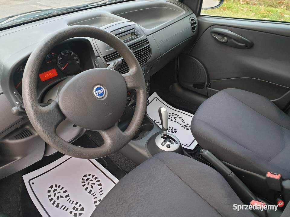 Fiat Punto 12 Benzyna 2004 Automat 5 d Wspoma Poznań