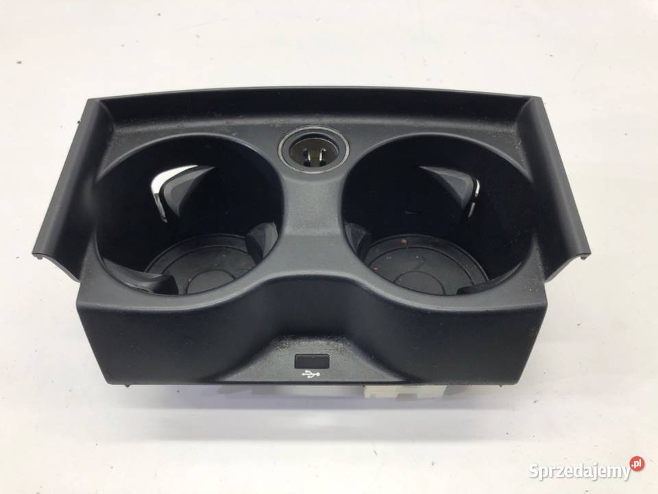 UCHWYT NA NAPOJE BMW G30 6801508 SedanLimuzyna osobowe sprzedam