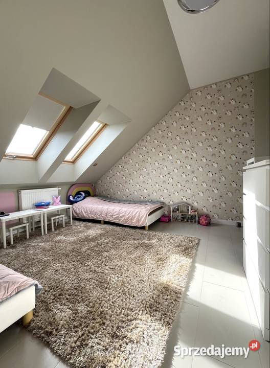 3 pokoje plus antresola winda garaż 68m2 Osielsko sprzedam