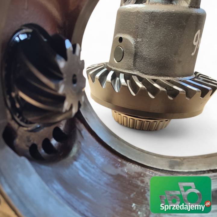 Dyferencjał ZF 4472404122 Atak 9x26 Wacker Części i osprzęt rolniczy Wilkowo