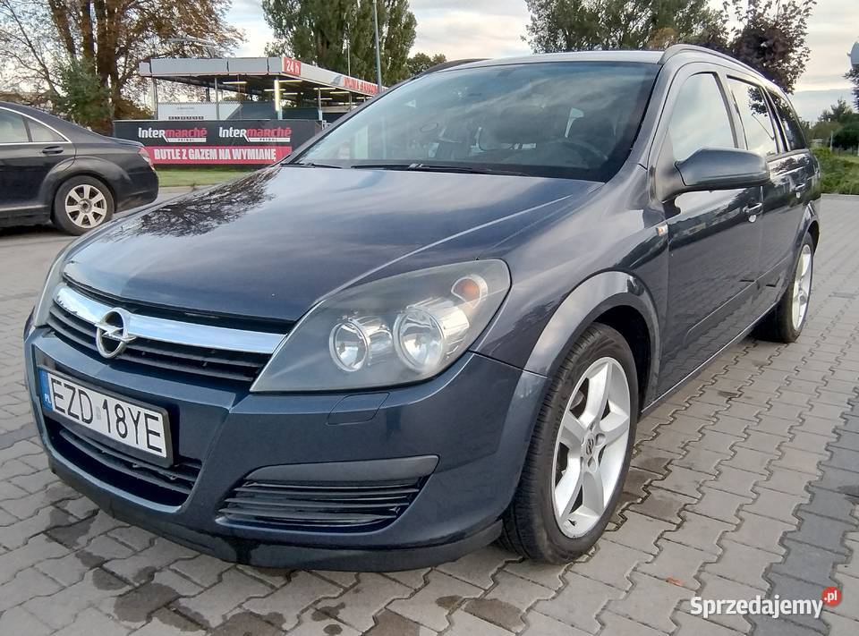 Opel Astra 2006 18 140 Oryginalny lakier Zduńska Wola sprzedam