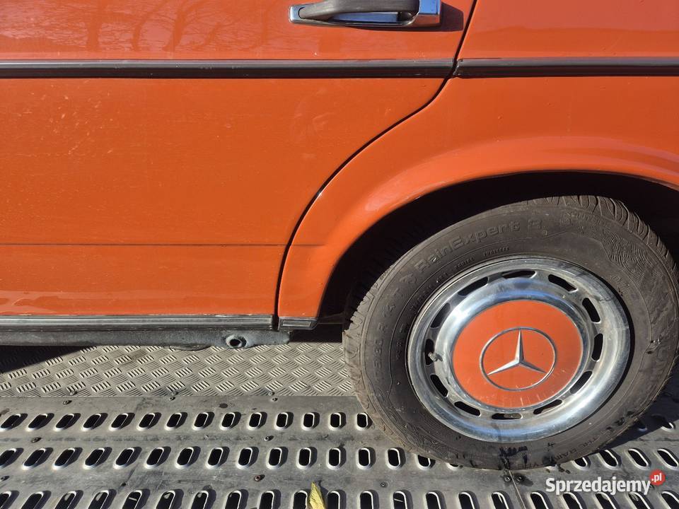 Mercedes w123 230 1978 r super stan 141 Rok produkcji 1978