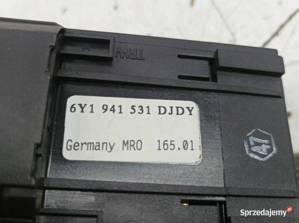 PRZEŁĄCZNIK ŚWIATEŁ 6Y1941531 Skoda Fabia I sprzedam