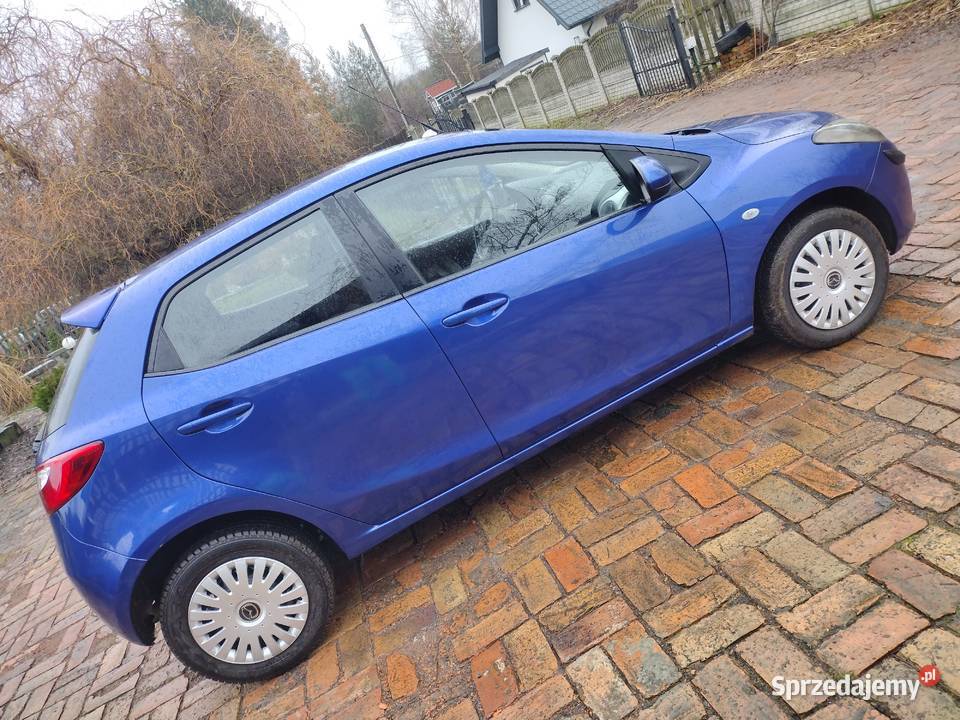 fajna i zadbana Mazda 2 diesel z roku 2008 nieuszkodzony Ruda Śląska sprzedam