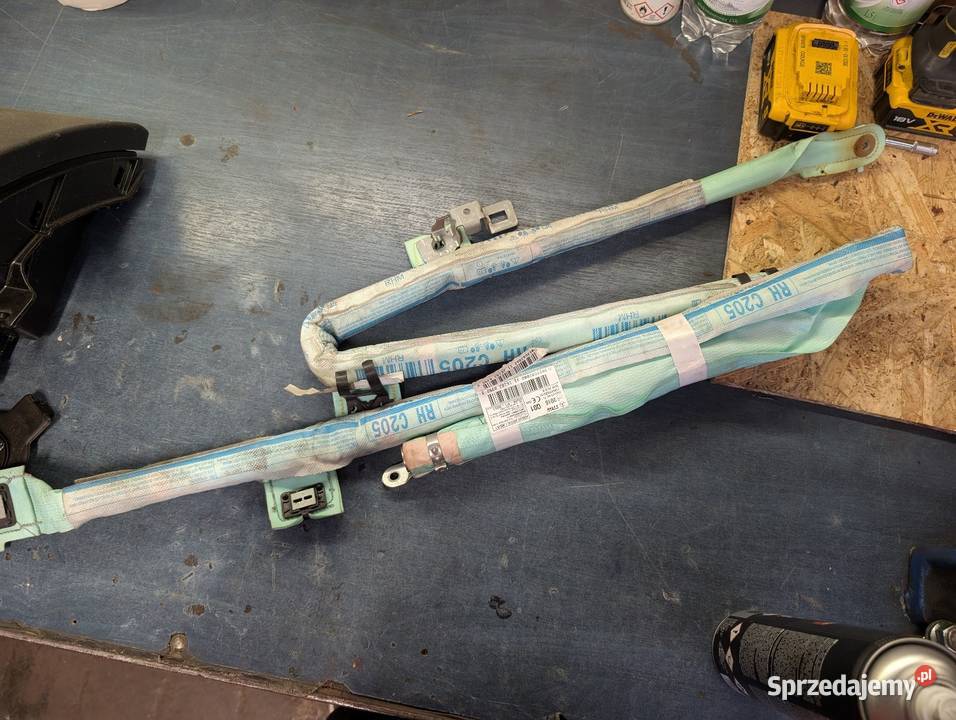 Kurtyna airbag 2058602802 prawa Mercedes c Cieszyn sprzedam