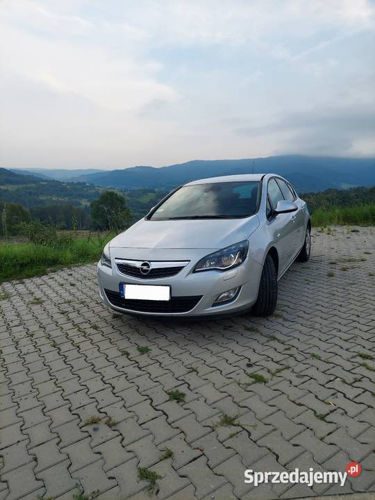 Opel Astra J stan 1400cm3 Kojszówka