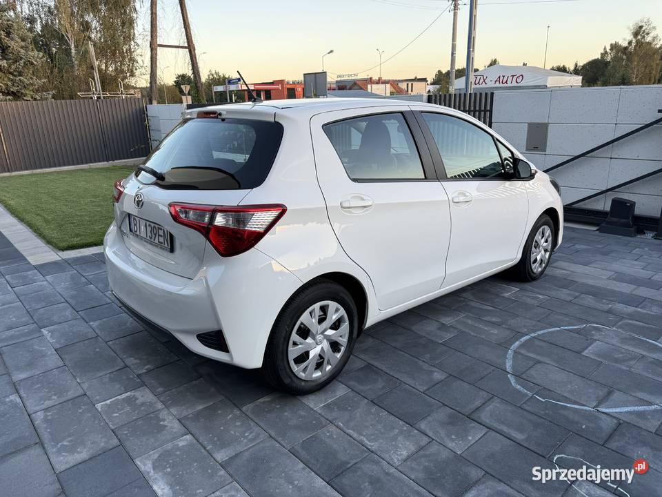 Toyota Yaris 2020 15 gaz sprzedam