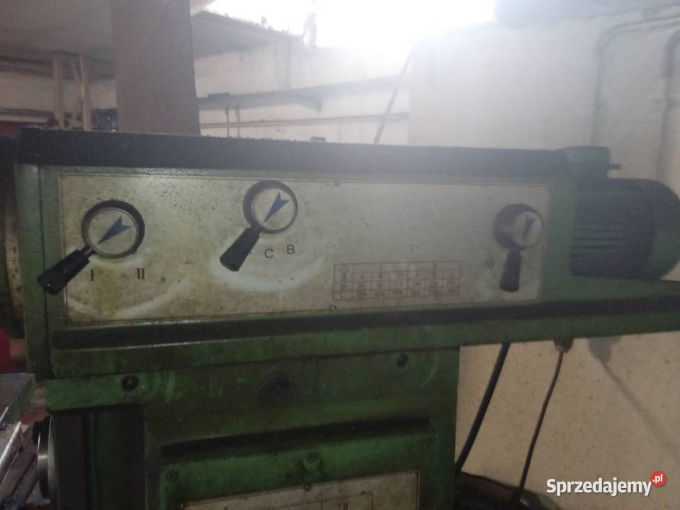 Frezarka Uniwersalna FMU36U Stół 1320x360