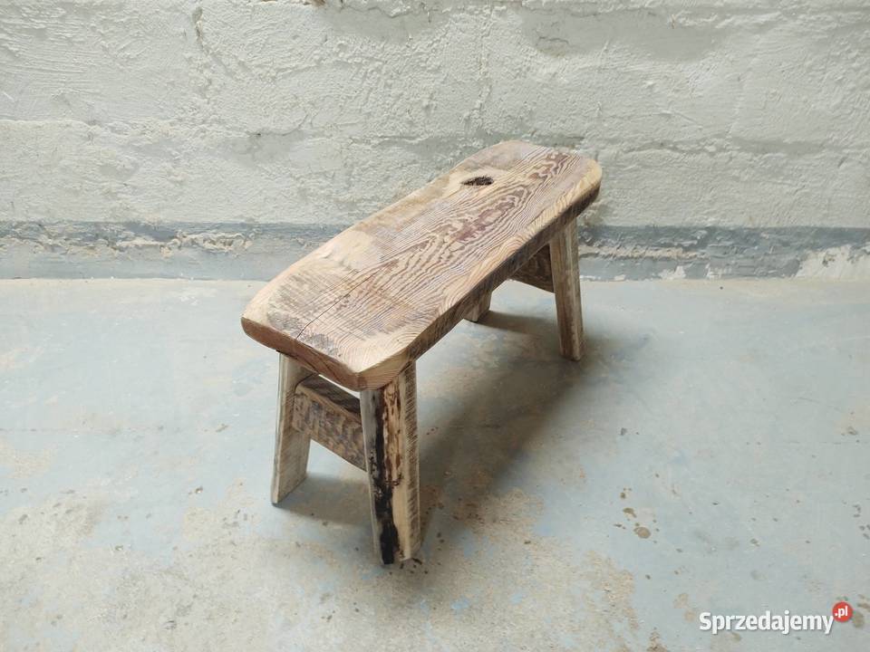 Ławka stołek drewniany 21cm