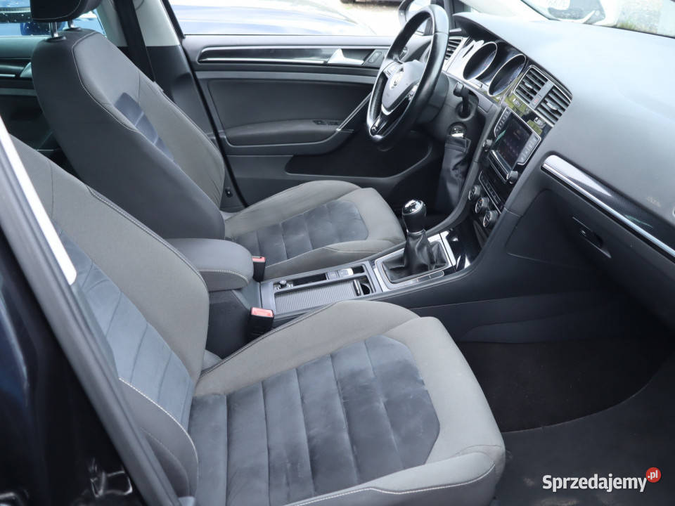 VW Golf 16 TDI śląskie