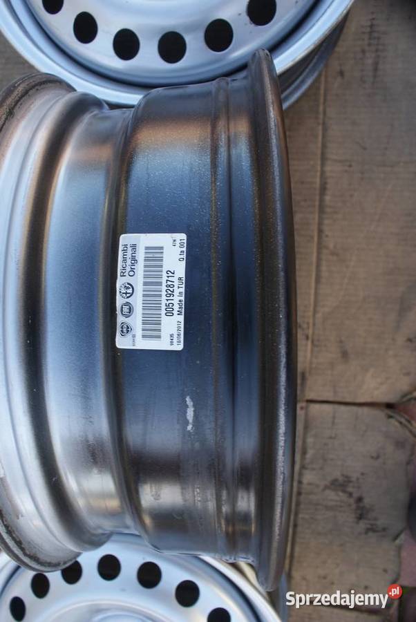 6Jx16 jNowe rozst 5x98x581 ET365 Fiat 500L Doblo Średnica 16" Felgi podkarpackie