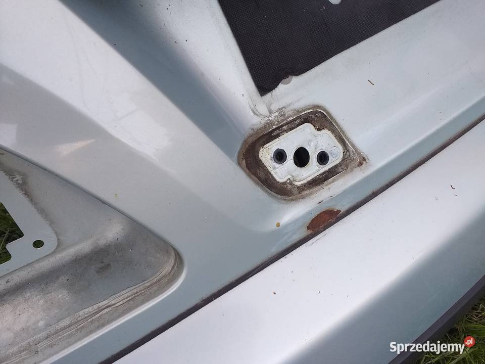 Klapa bagażnika tył Fiat Stilo kombi mw 745 Wiadrów