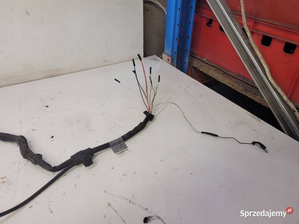 WIĄZKA KABEL ZACISKU TYŁ AUDI A8 D4 4H0927904D Materiały instalacyjne Przystajń