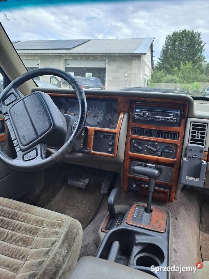 Jeep ZJ 40 4x4 1995r mazowieckie Działki Suskowolskie