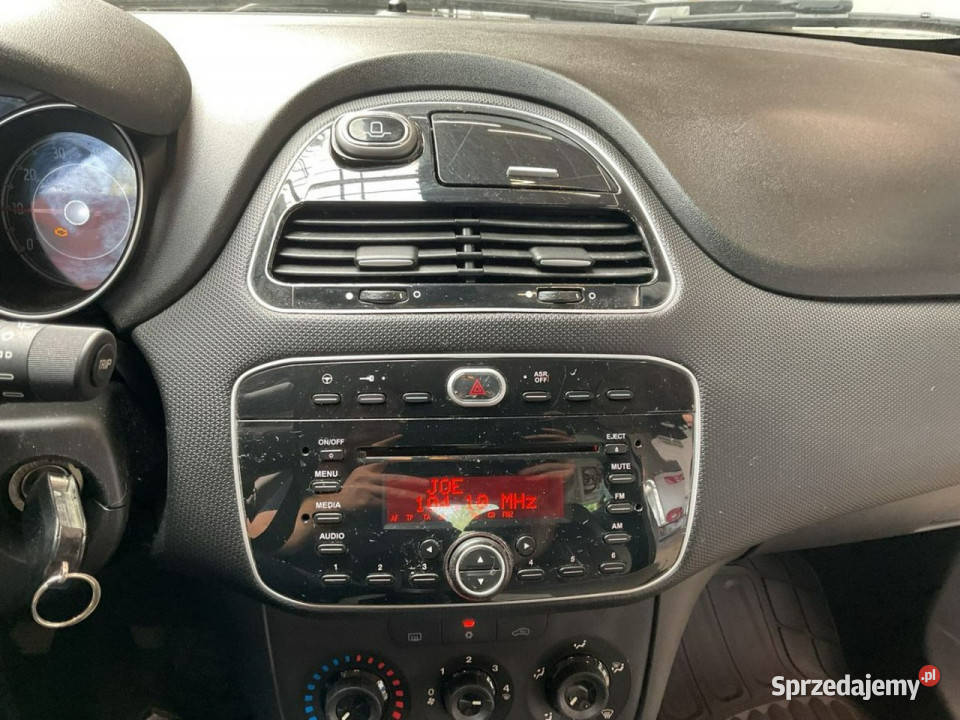 Fiat Punto 2012 BenzynaAuxUSBNiskigwarantowany kurtyny powietrzne Wejherowo