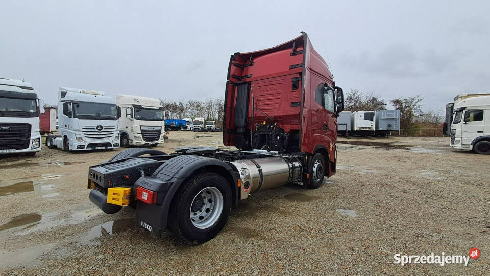 Iveco AS440STP Komorniki