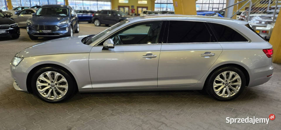 Audi A4 Avant OPIS W podanej roczna gwarancja B9 automatyczna