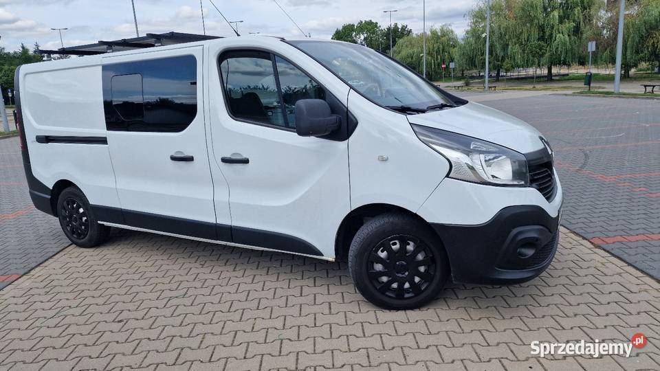 Trafic 3 klima drzwi z dwóch stron hak webasto sprzedam
