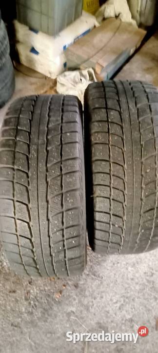 Para opon zimowych 17 225x45 głęboki Bieżnikowana Karsin