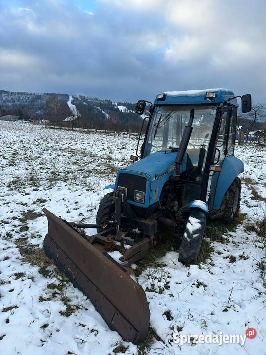 MtZ 4x4 z pługiem