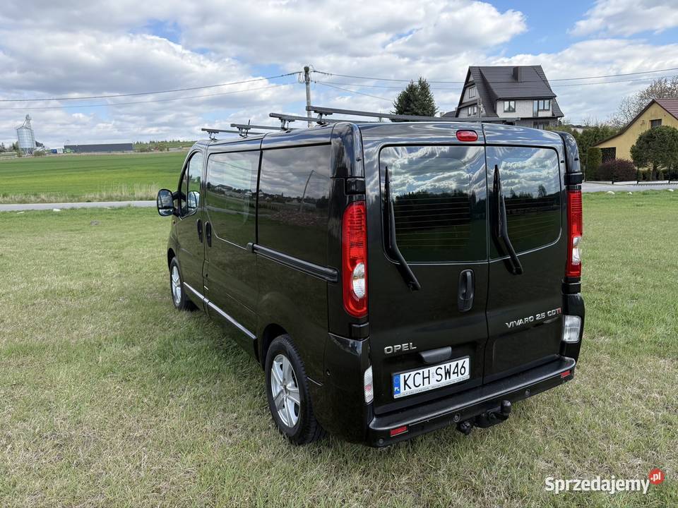 Vivaro Trafic Primaster 25 dci Black Edition